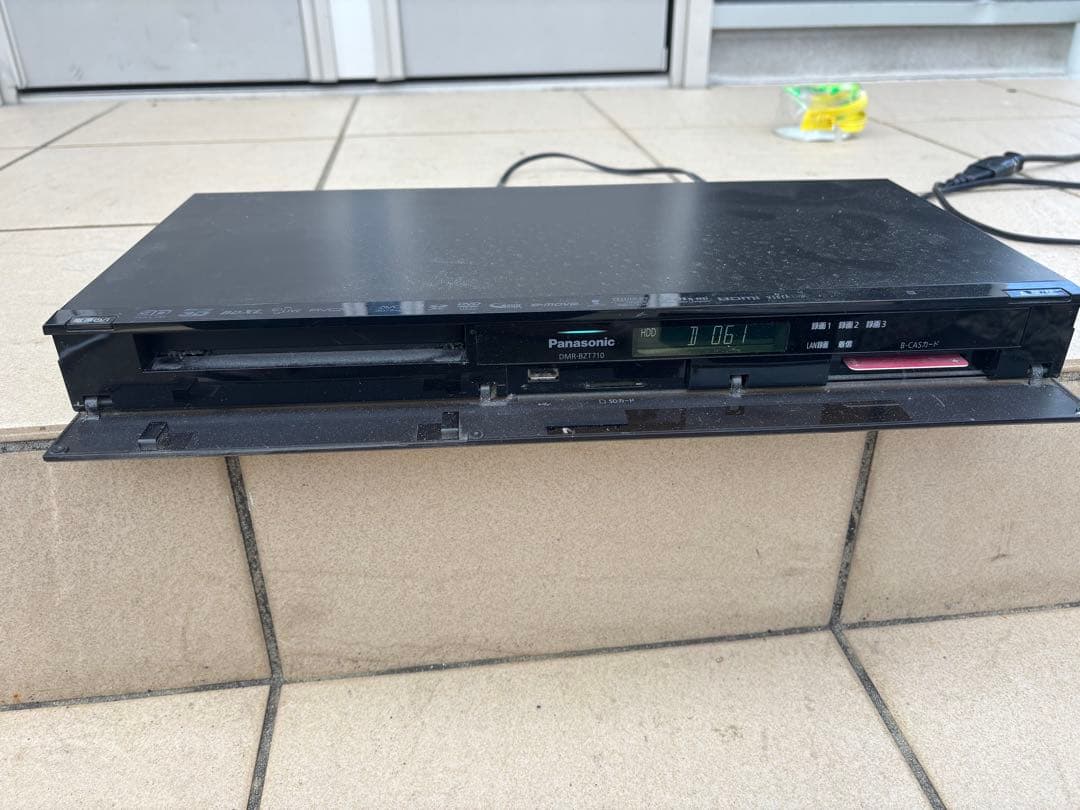 Panasonic DMR-BZT710 Blu-rayレコーダー 2011年製