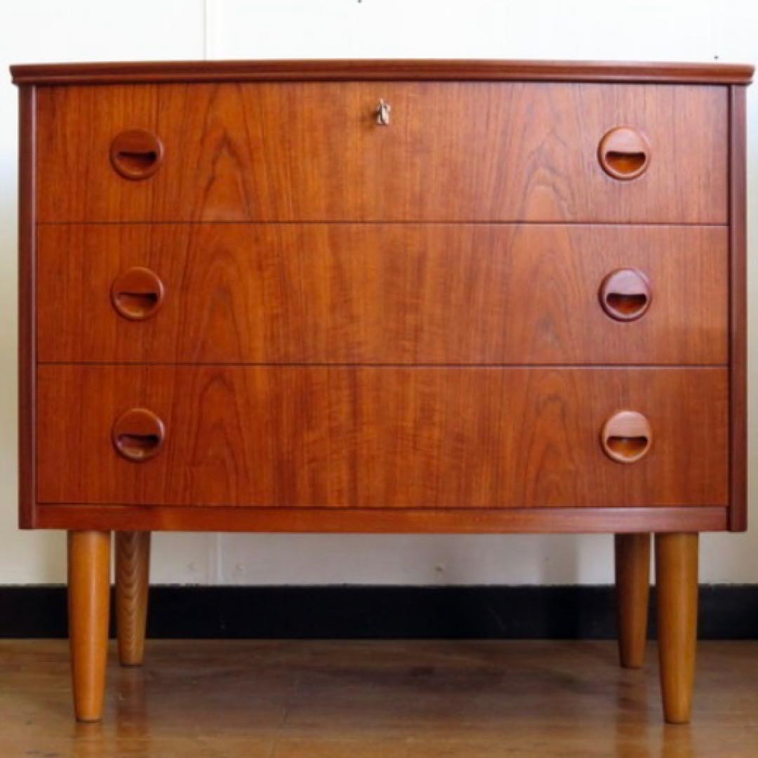 デンマーク　3段チェスト　北欧ヴィンテージ