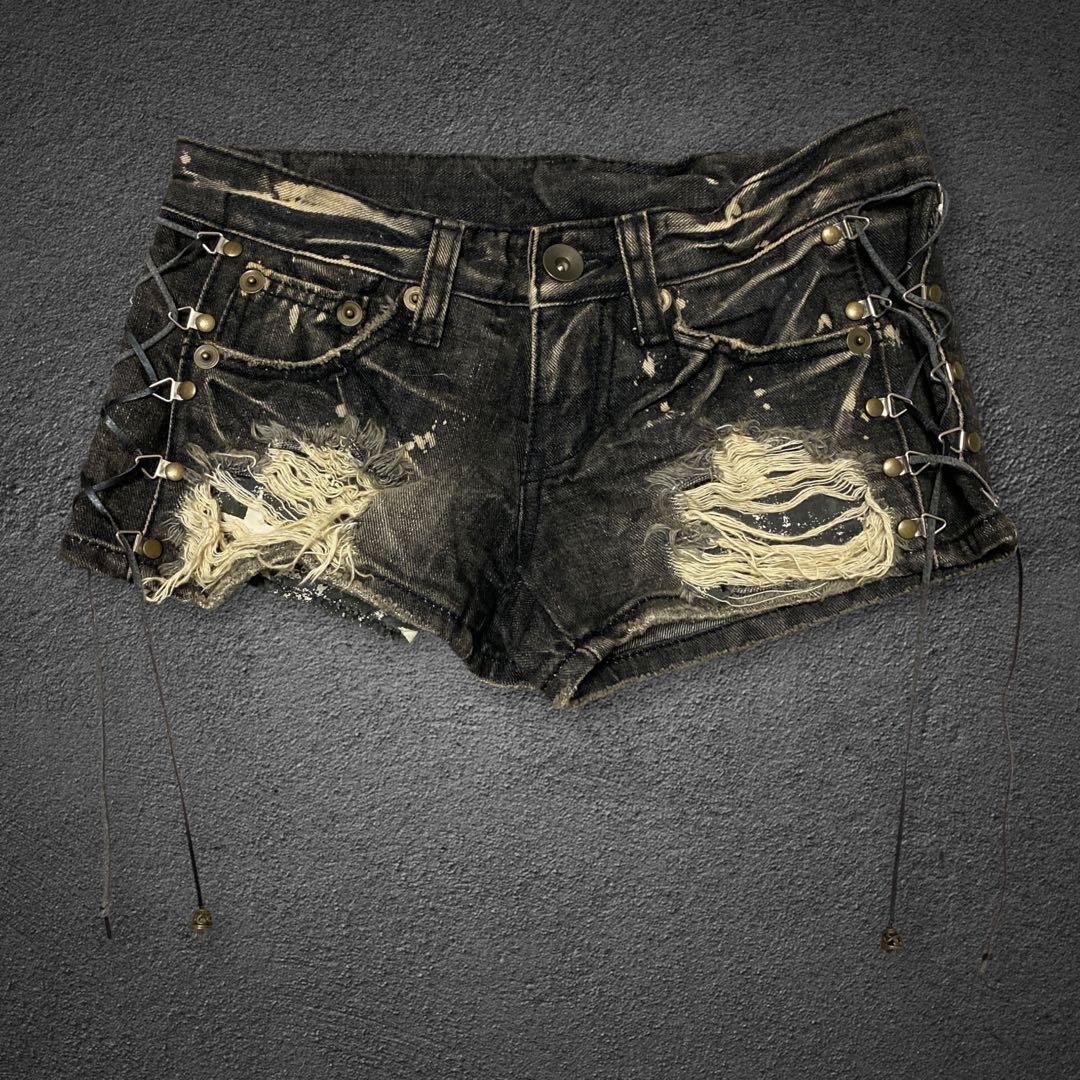 unknown グランジ レースアップ ミニ丈 デニムショートパンツ d.i.a