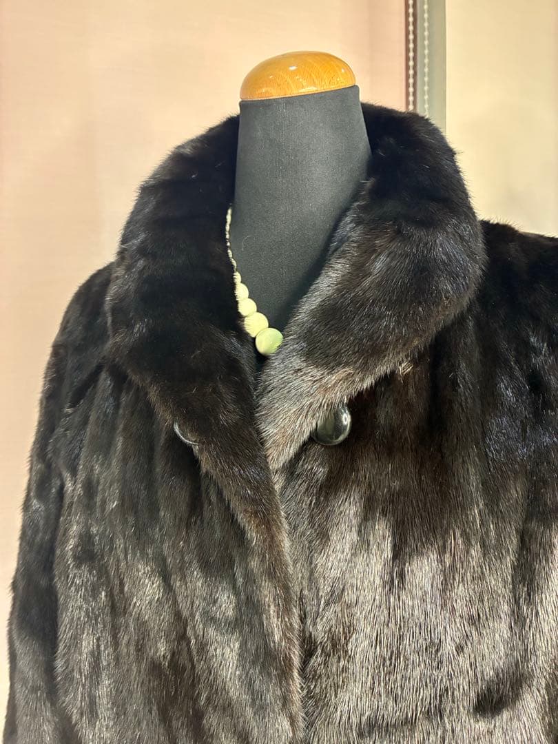 感謝　プライス❣️ブラック　ミンク　 ラウンドカラー コート《貂皮　毛皮　大衣》