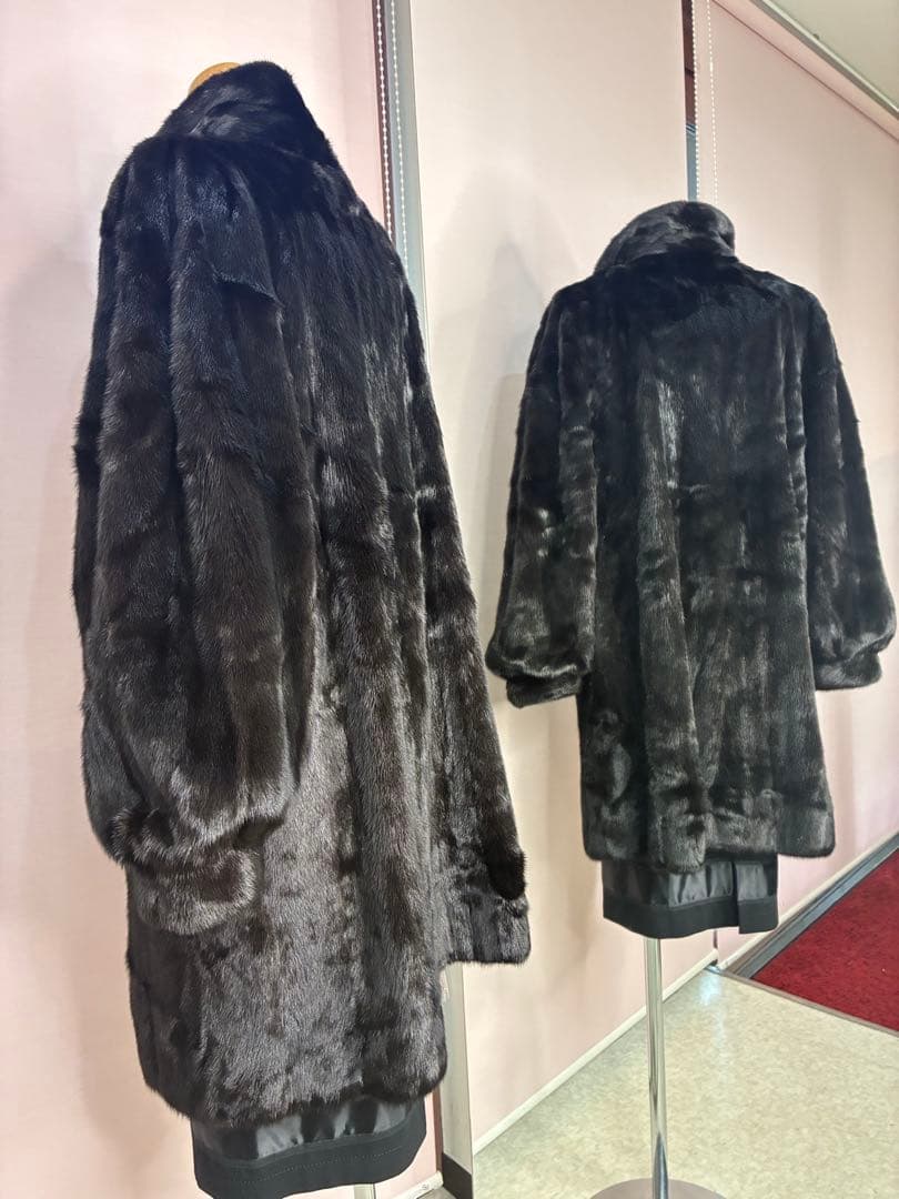 感謝　プライス❣️ブラック　ミンク　 ラウンドカラー コート《貂皮　毛皮　大衣》