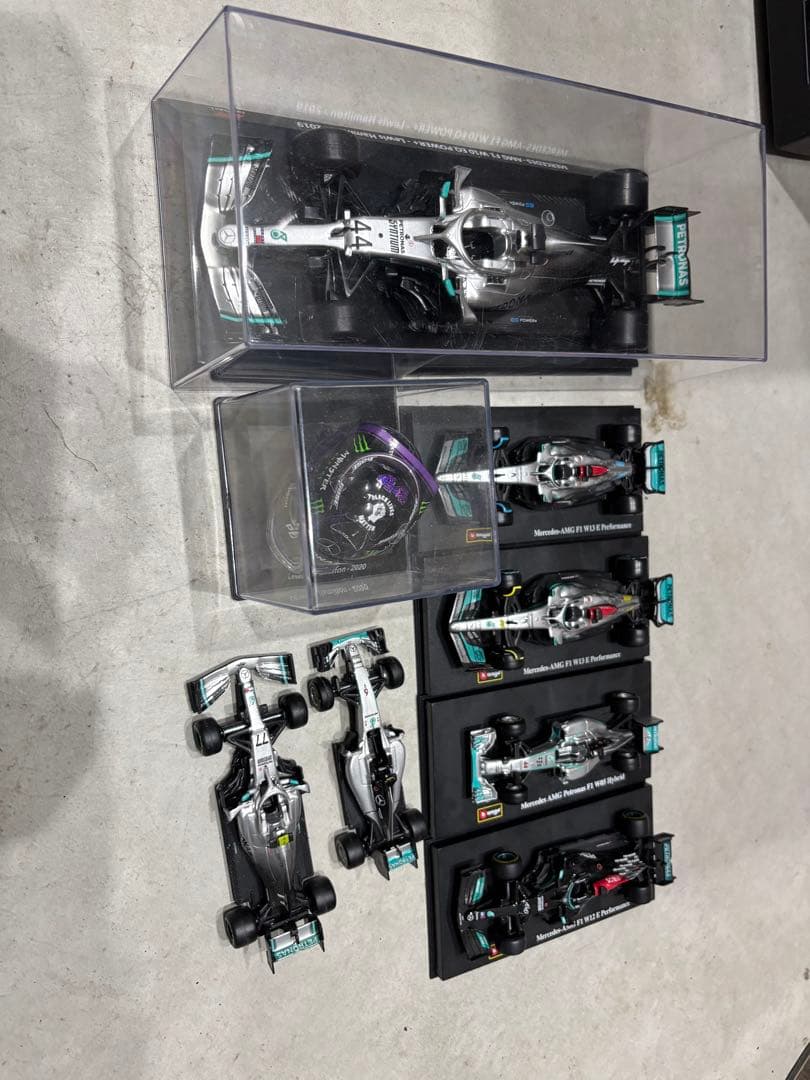 メルセデスAMG F1 ミニカーセット