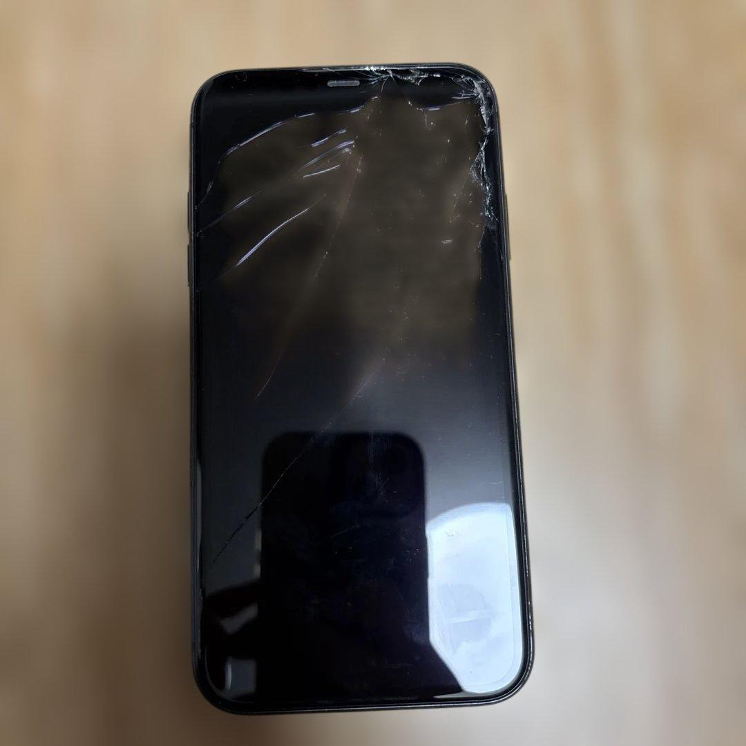 【値下げ交渉あり】【早い者勝ち】 Apple iPhone 11 ブラック 本体