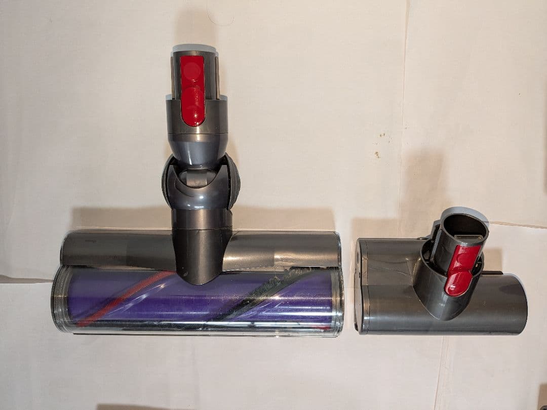 【45分稼働】ダイソン掃除機V10 SV12　①