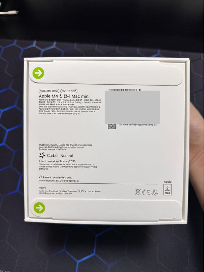 Apple Mac mini M4 (256GB SSD, 16GBメモリ)