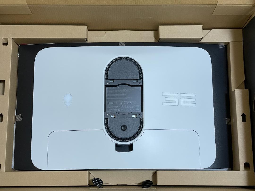 ディスプレイ・モニター本体 DELL AW3225QF (Alienware 32 4K QD-OLED)