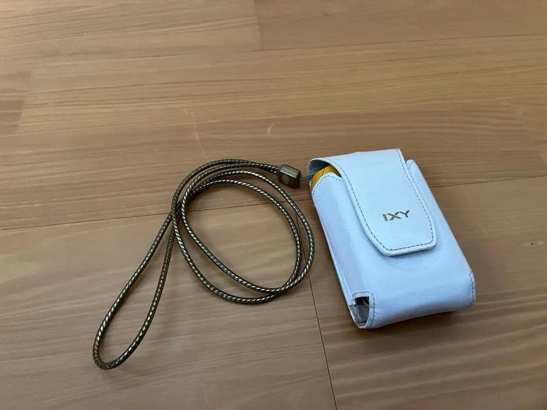 Canon IXY 30S イエロー 　レア物 美品　完動品