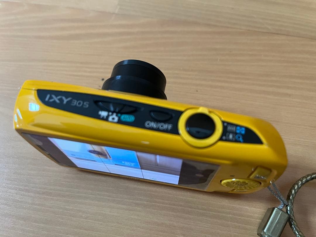 Canon IXY 30S イエロー 　レア物 美品　完動品