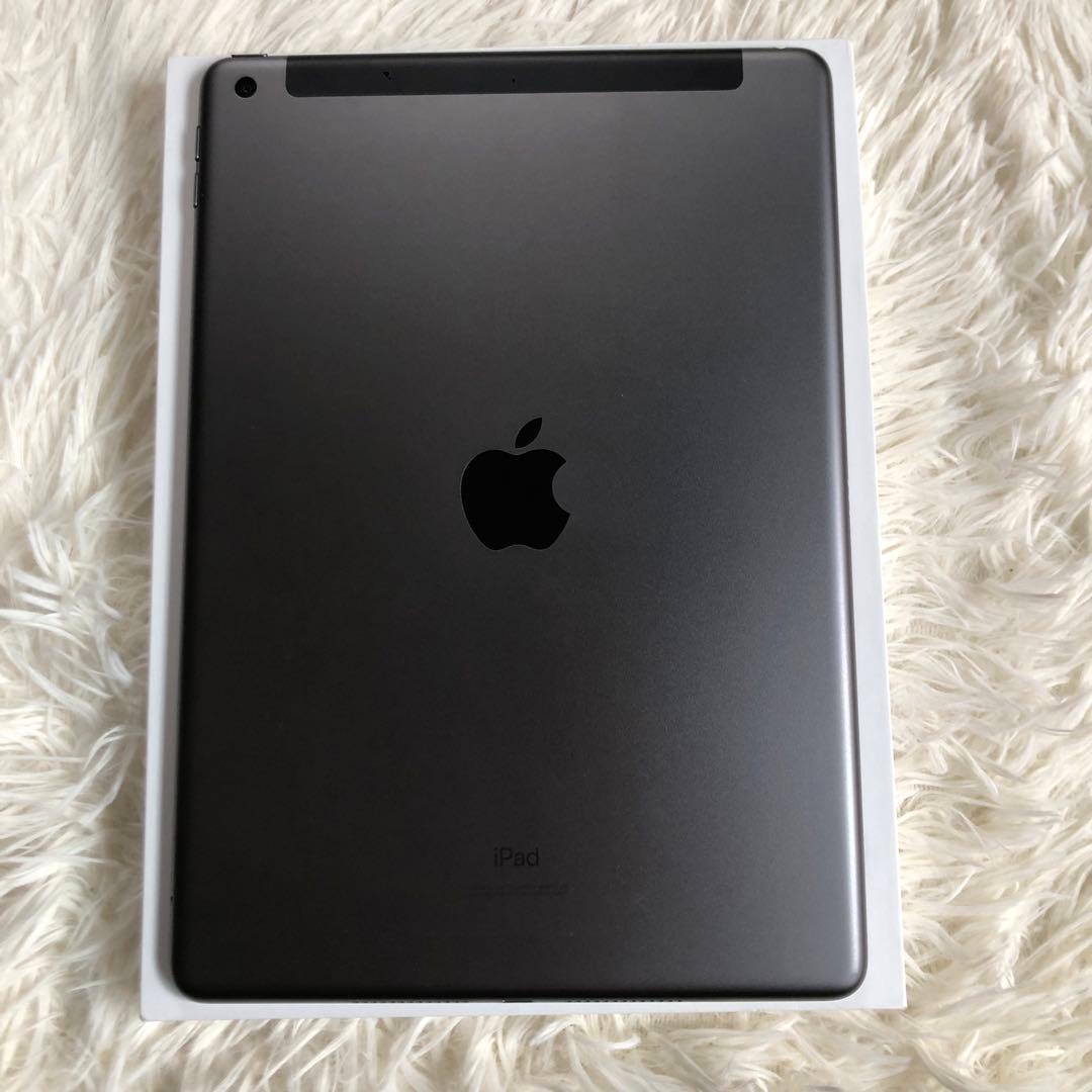 【即購入OK】iPad 第8世代 セルラーモデル【極美品】 #76 【付属品】