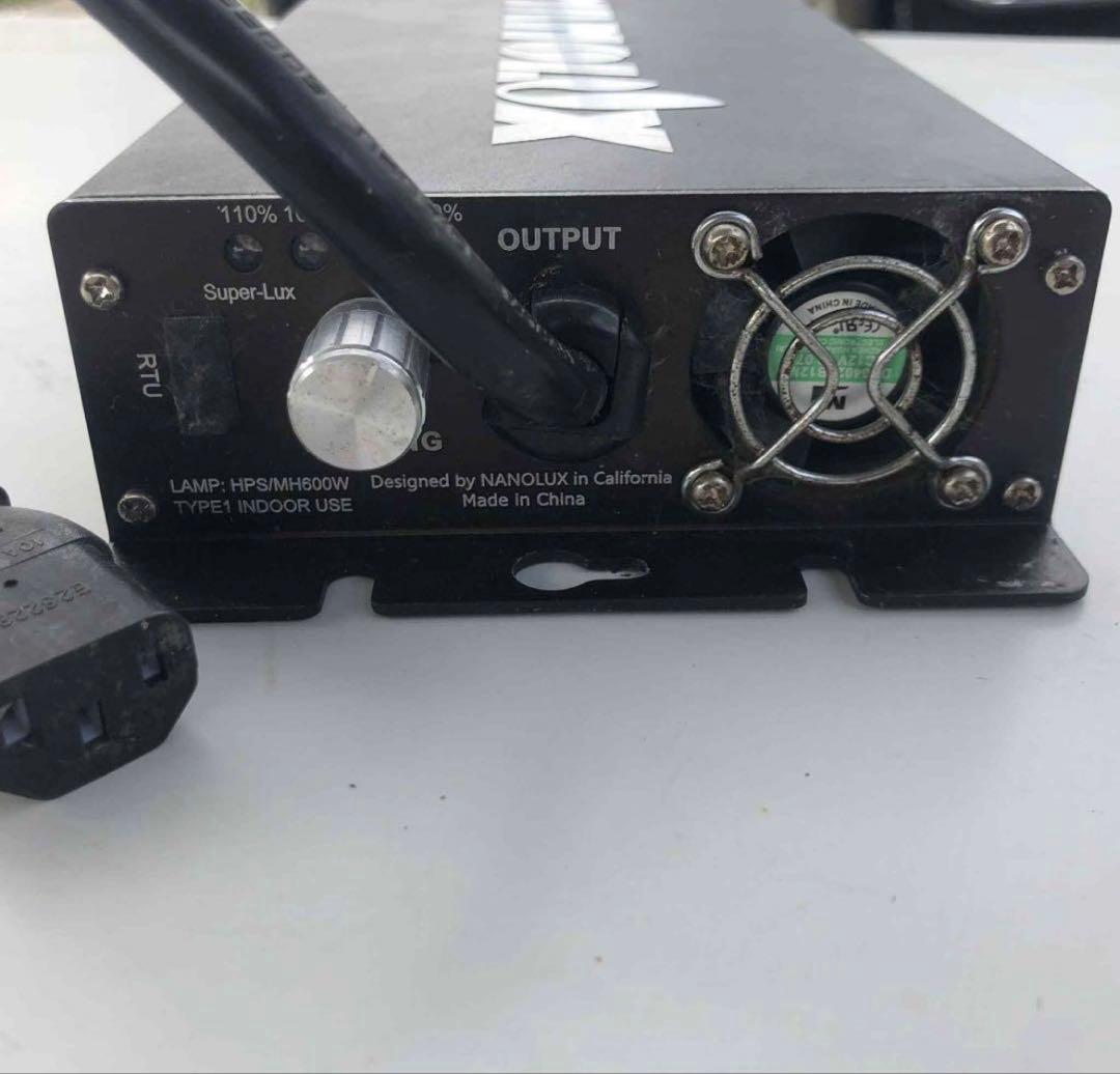 (3点サービスお得)Nanolux Ballast OG 600W