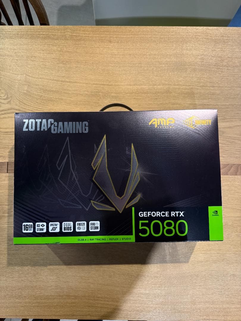 ZOTAC RTX 5080 AMP Extreme Infinity 国内正規