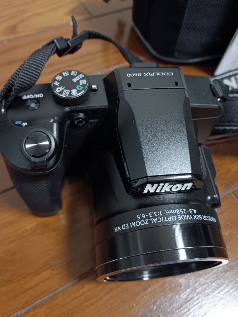 Nikon COOLPIX B600 ブラック