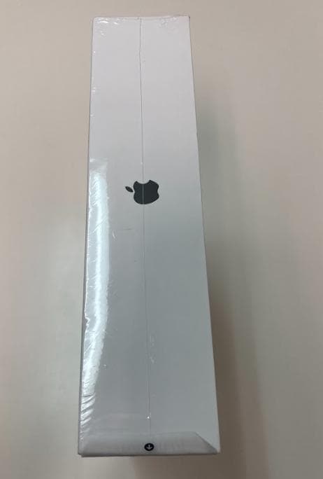 シュリンク付新品未開封Apple MacBook Pro 2020 A2251