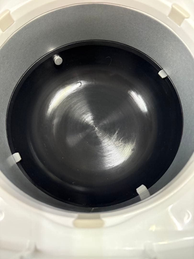 象印 炊飯器　極め炊き　豪熱沸とうIH 5.5合炊きNP-XB10-WA