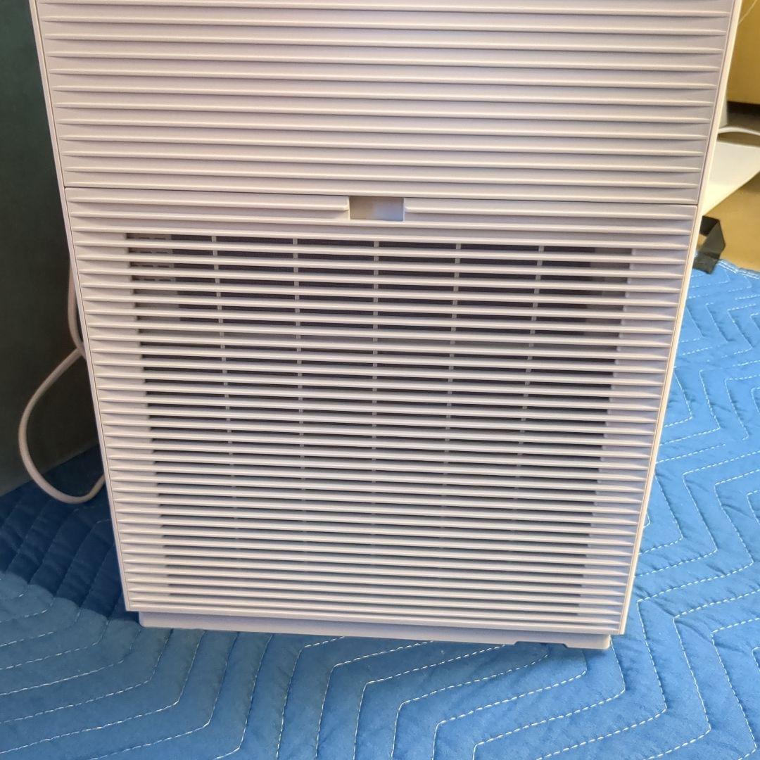 (s) 美品　ACK70Z-W ダイキン加湿空気清浄機 31畳 ホワイト