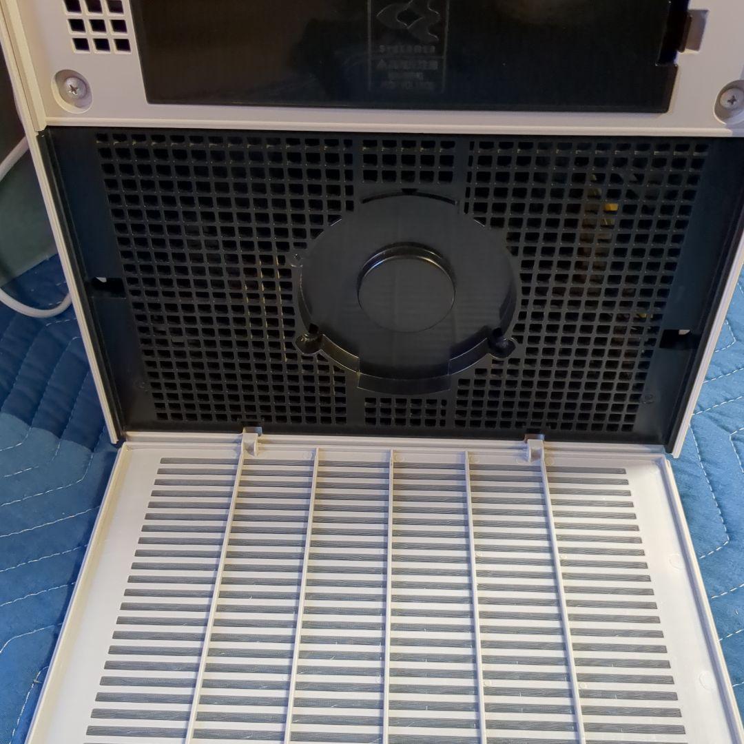 (s) 美品　ACK70Z-W ダイキン加湿空気清浄機 31畳 ホワイト