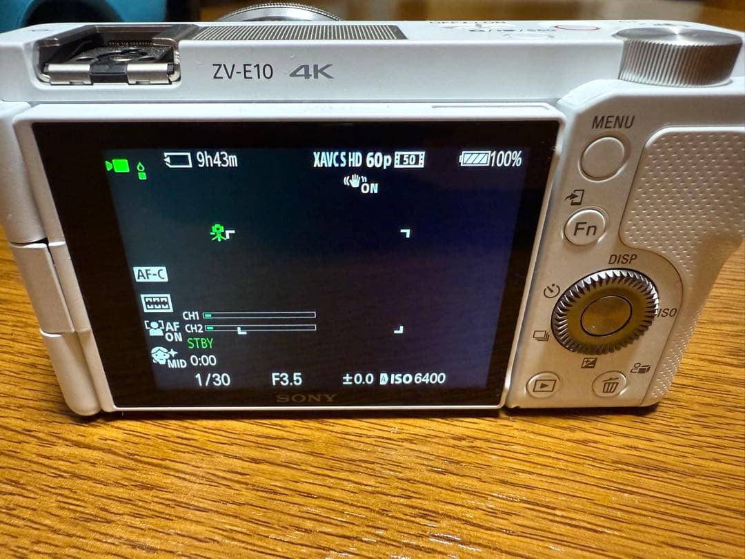 【ほぼ新品】SONY ZV-E10 デジタル一眼カメラVlogcam