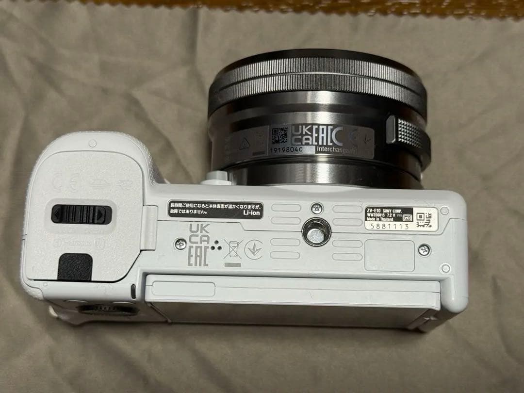 【ほぼ新品】SONY ZV-E10 デジタル一眼カメラVlogcam
