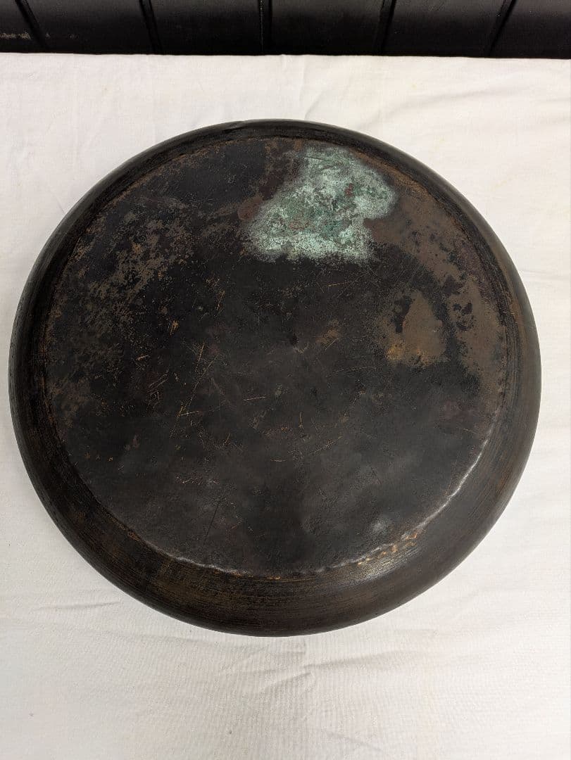 アンティーク　古い大きな銅製水盤　/　花活け 　古家具　徳利　ぐい呑