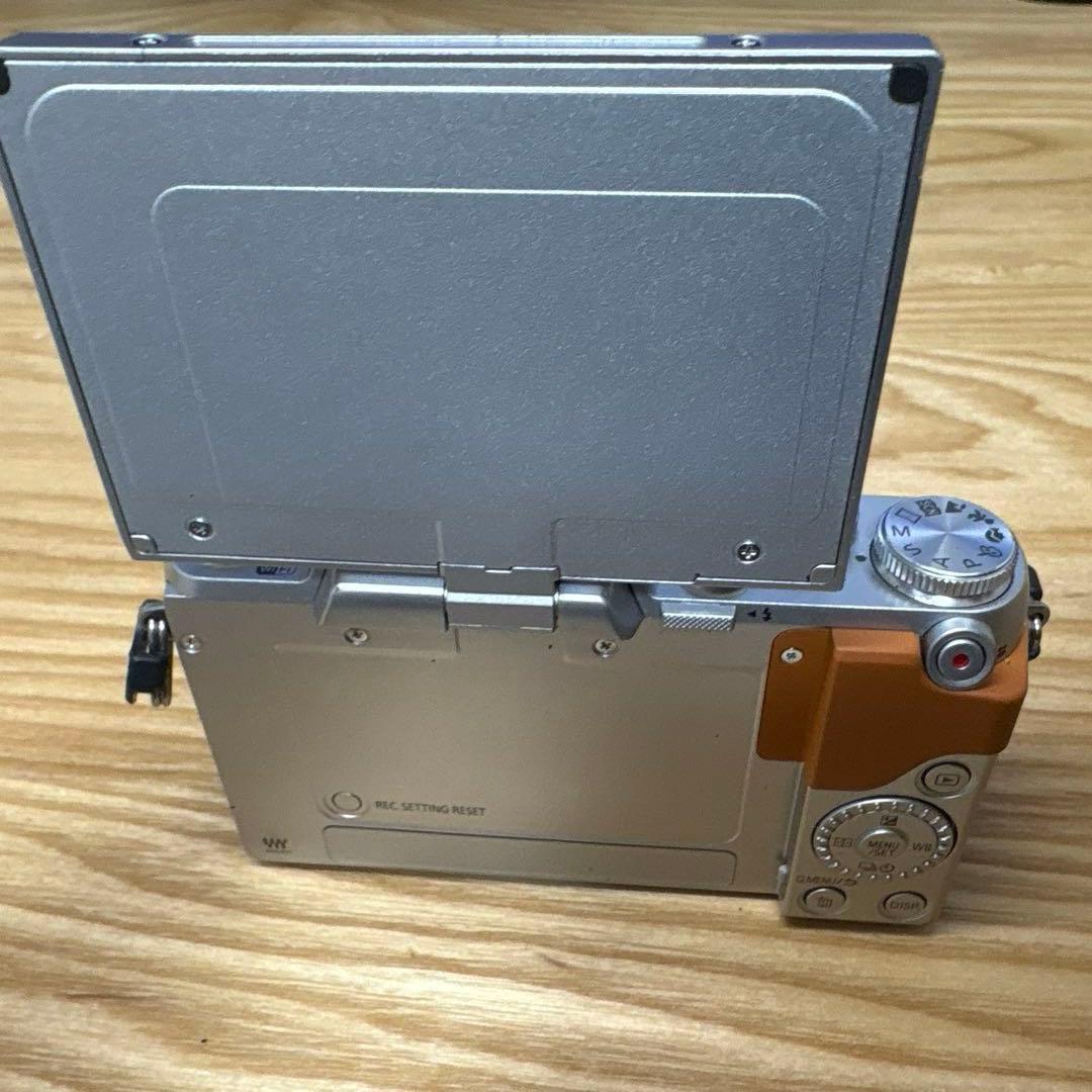 Panasonic DMC-GF7W ミラーレス一眼 カメラ