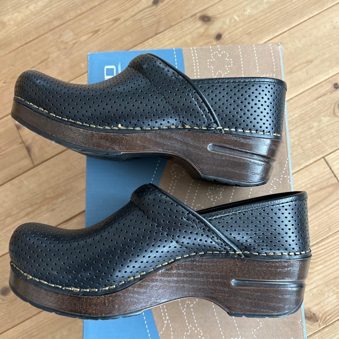 【お値下げ】dansko ダンスコ PERFED PRO パンチング36