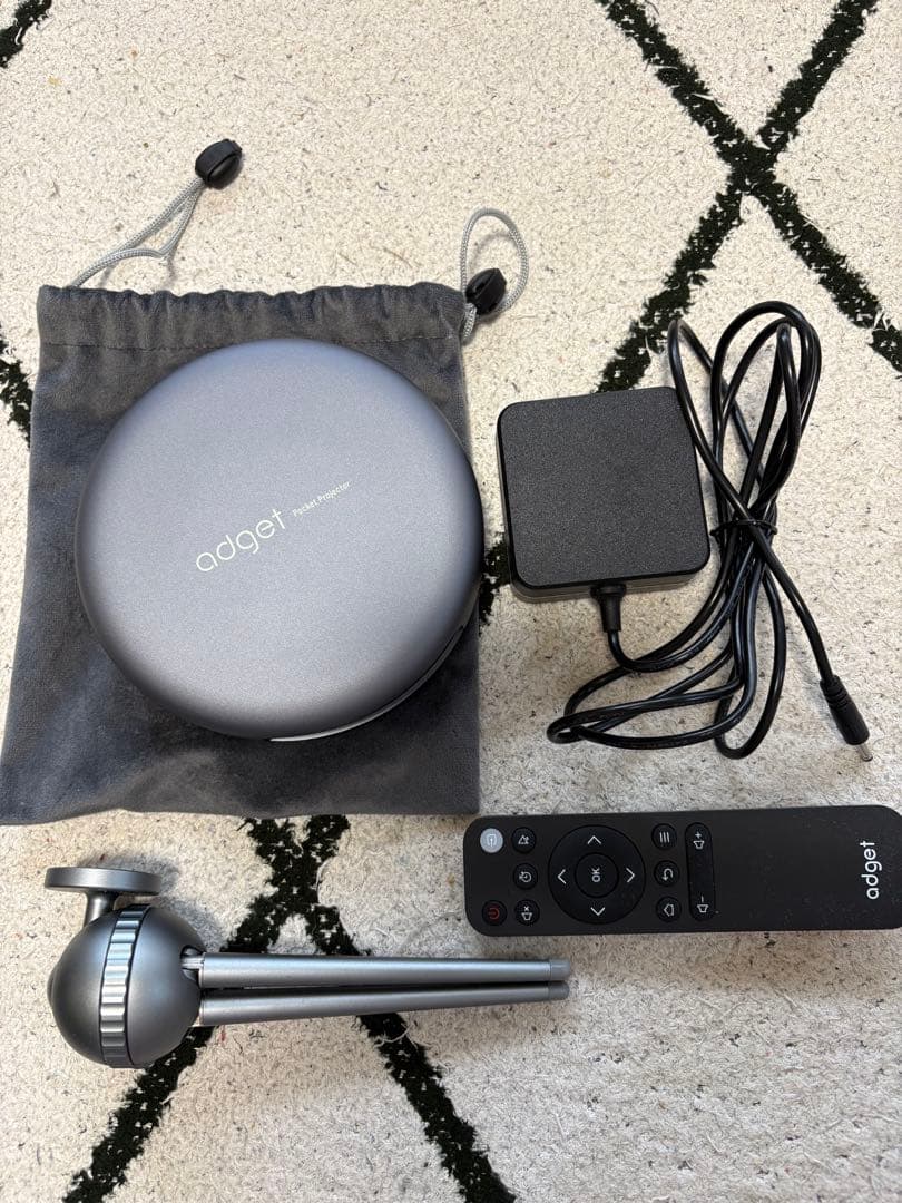 Adget Pocket Projector モバイル　プロジェクター