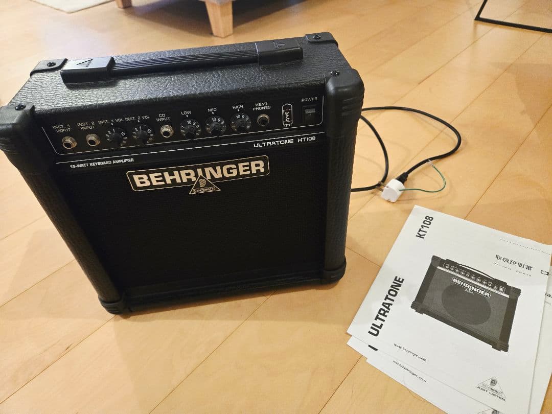 ベリンガー ULTRATONE KT108 キーボードアンプ KT108