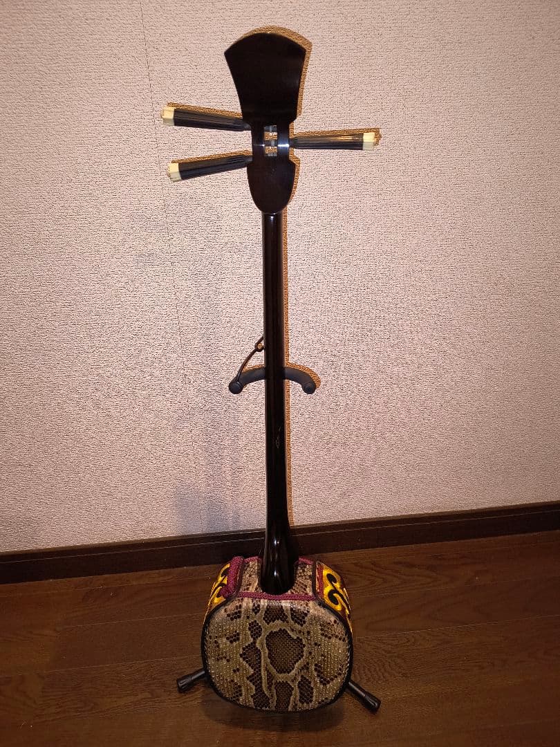 三線 本体 蛇皮 強化張り ソフトケース付き