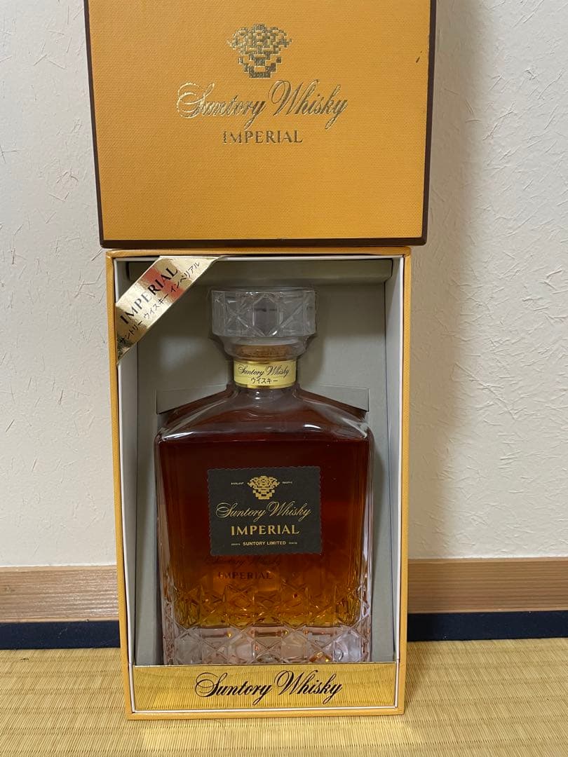 Suntory Whisky Imperial 箱入り 新品未開封
