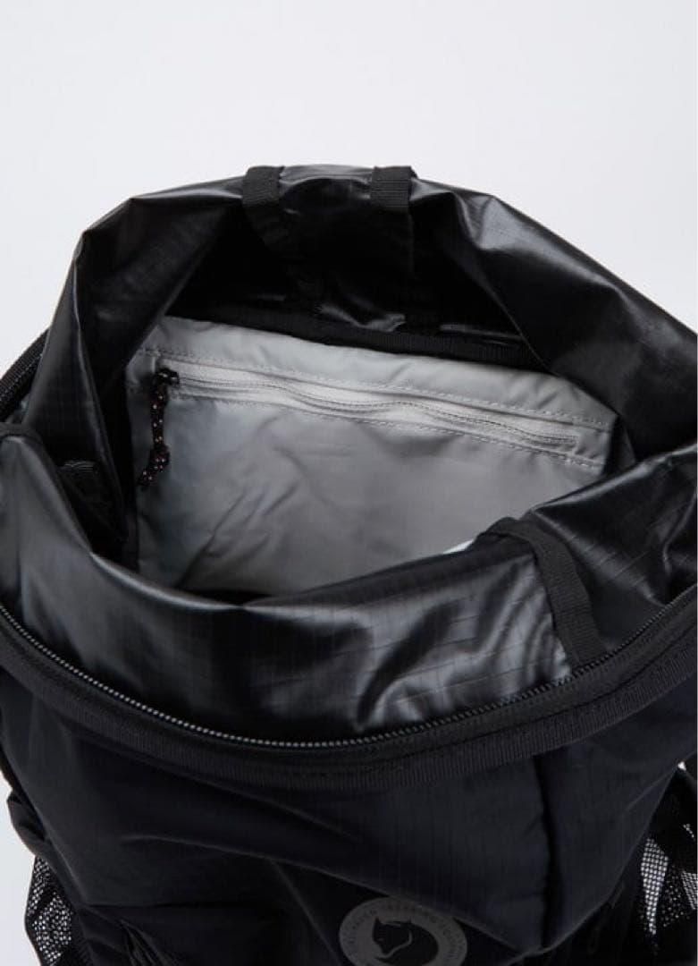 FJALLRAVEN ABISKO 25 ブラックバックパック