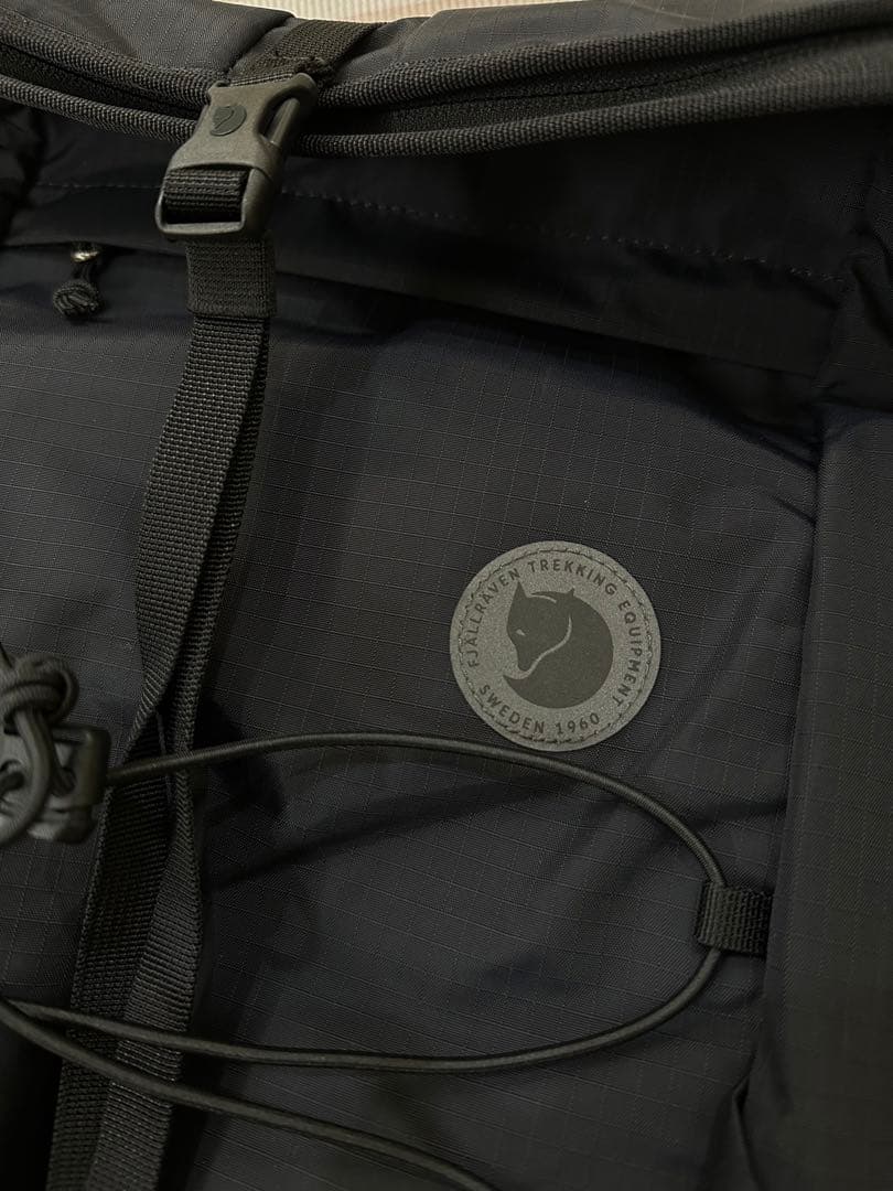 FJALLRAVEN ABISKO 25 ブラックバックパック