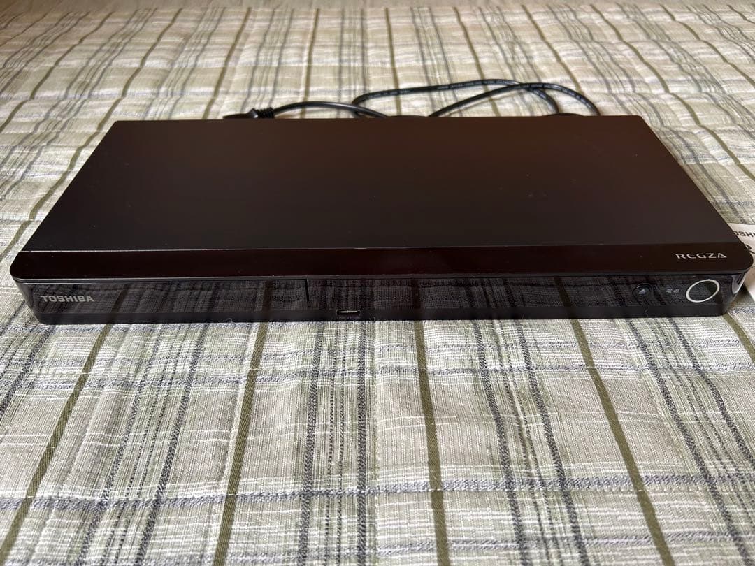 【週末セール】REGZAブルーレイディスクレコーダー　DBR-T101