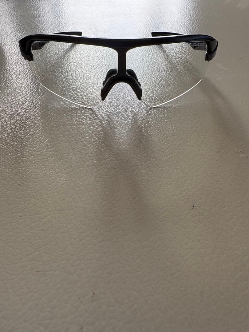 STRIX.D.A調光サングラス ケース付き