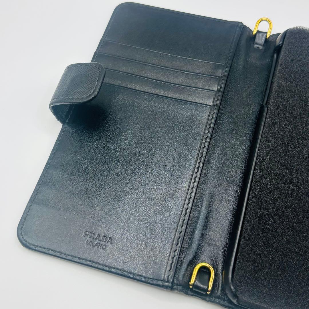 PRADA プラダ サフィアーノレザー iPhoneケース チェーン付