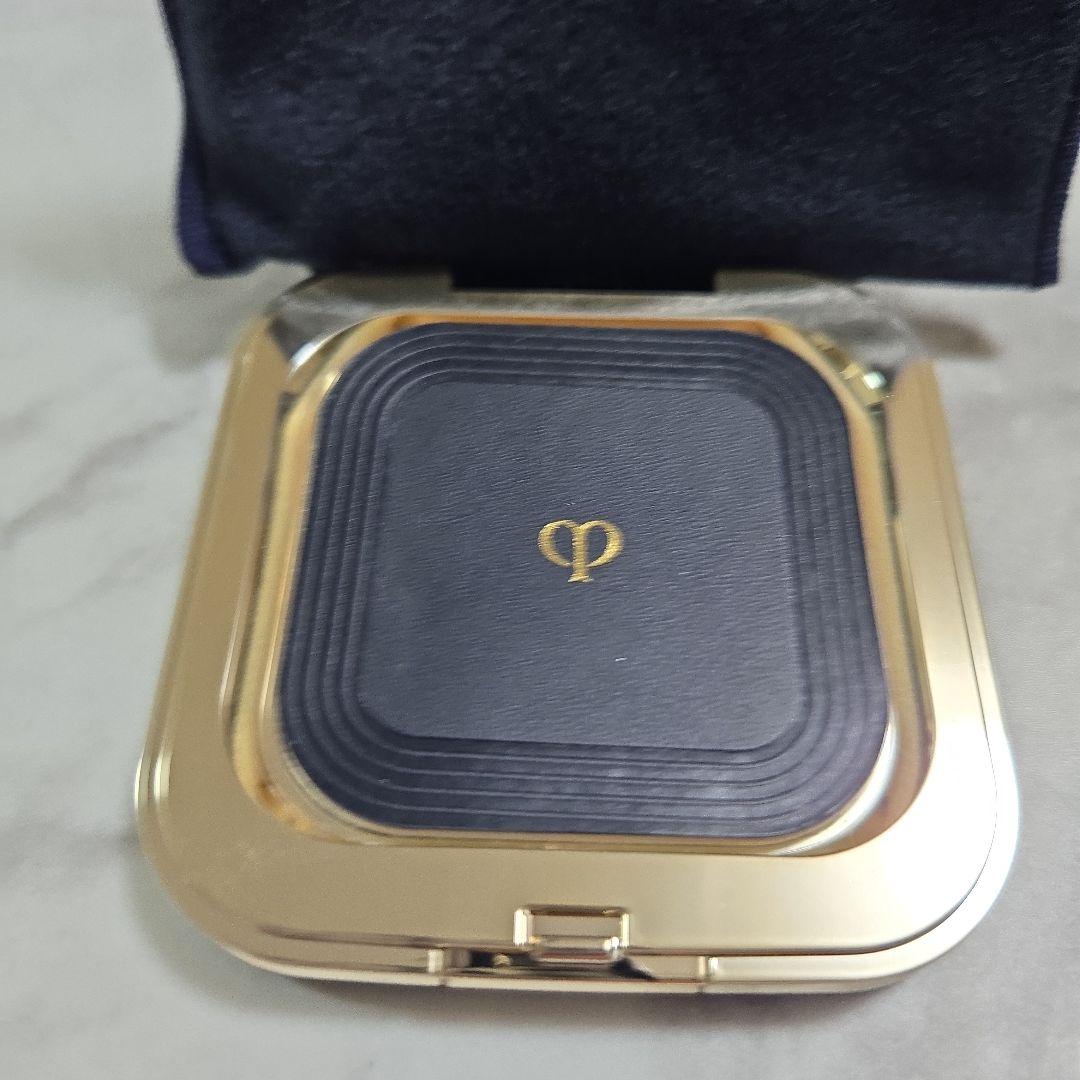 ◾ほぼ未使用品◾クレ・ド・ポーボーテ プードルコンパクトエサンシエルn