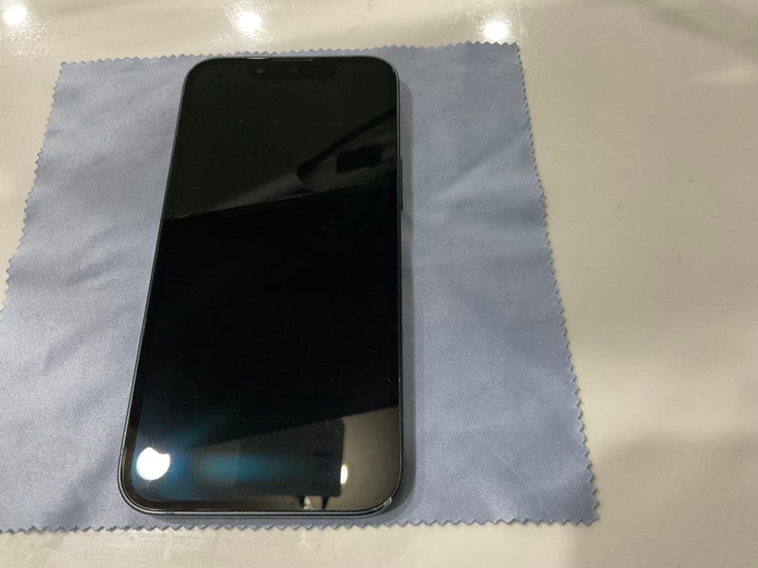 ミ*ー様 iPhone 13 minブラック 本体