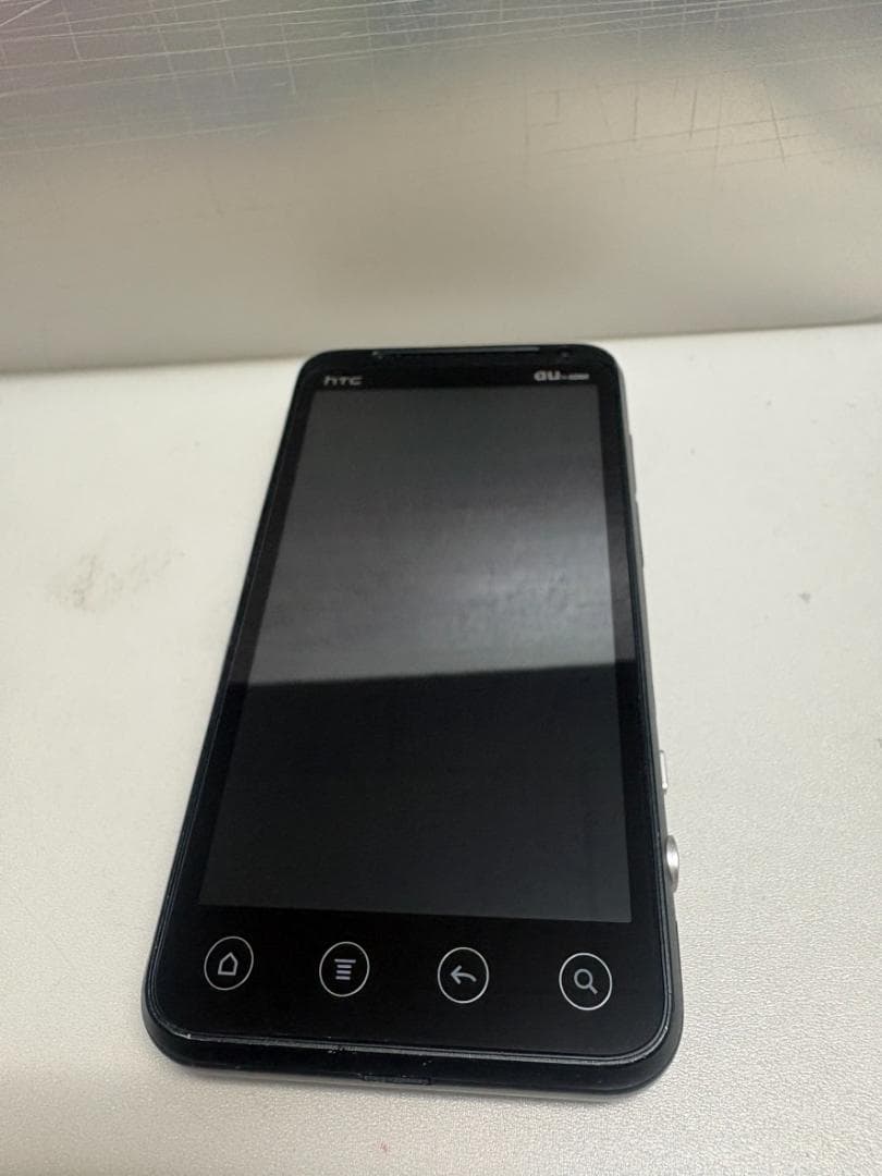 HTC 3D スマートフォン au KDDI ISW12HT