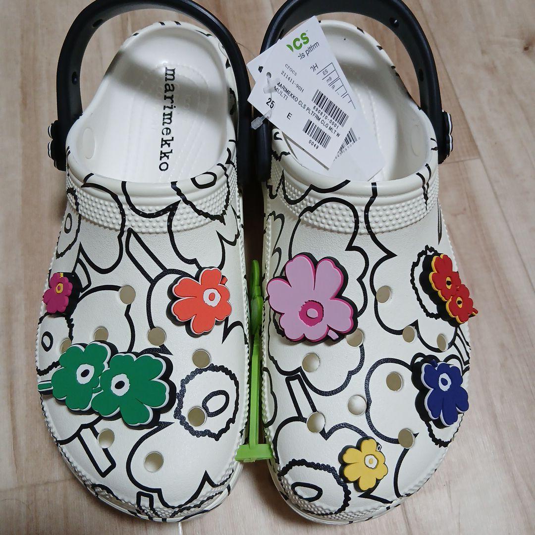 新品未使用タグ付きマリメッコ クラシック プラットフォーム クロッグ 25cm