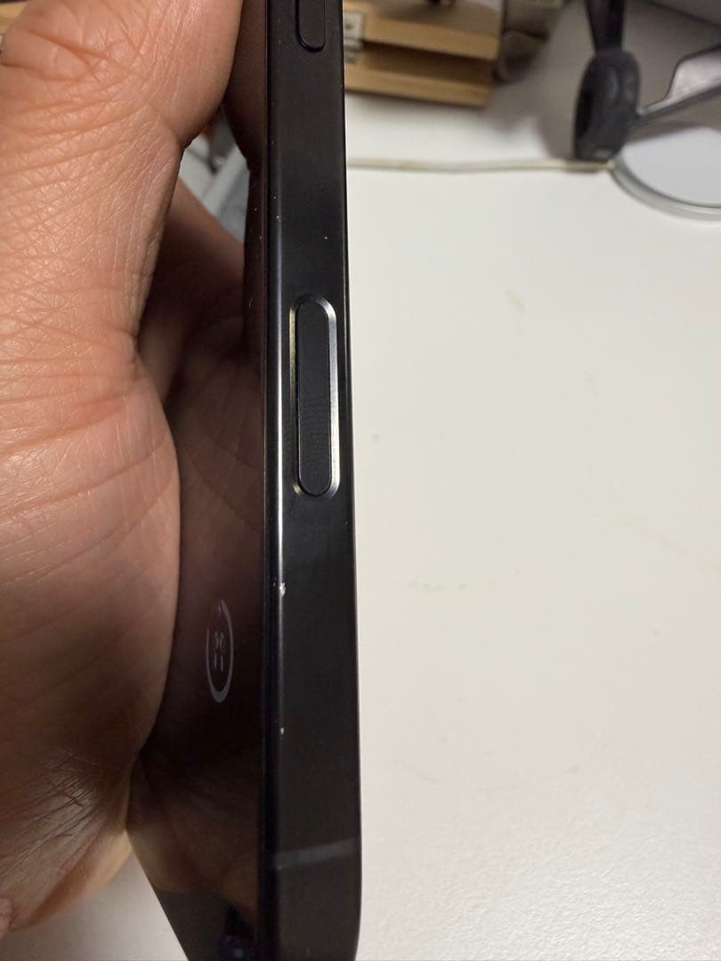 iPhone 16 Pro 512GB ブラックチタニウム AppleCare+