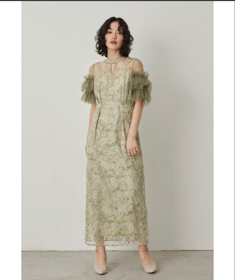 結婚式　パーティドレス　チュールフリルドレス