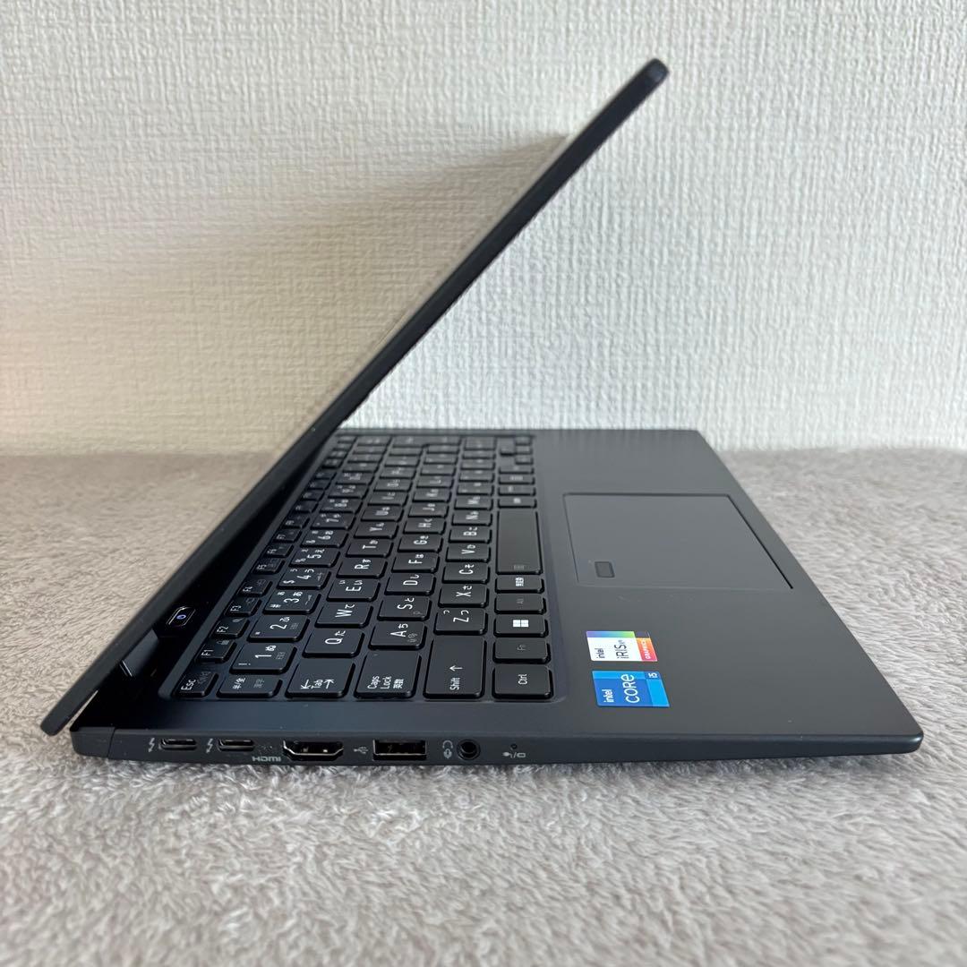 超美品DYNABOOK G83 KW 12世代 i5超軽型ノートPC 512