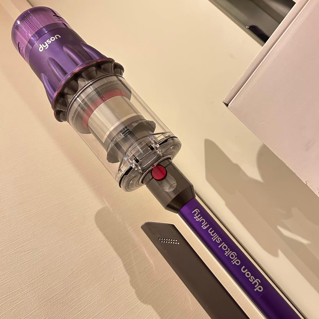 【美品】dyson digital slim fluffyクリーニング済み