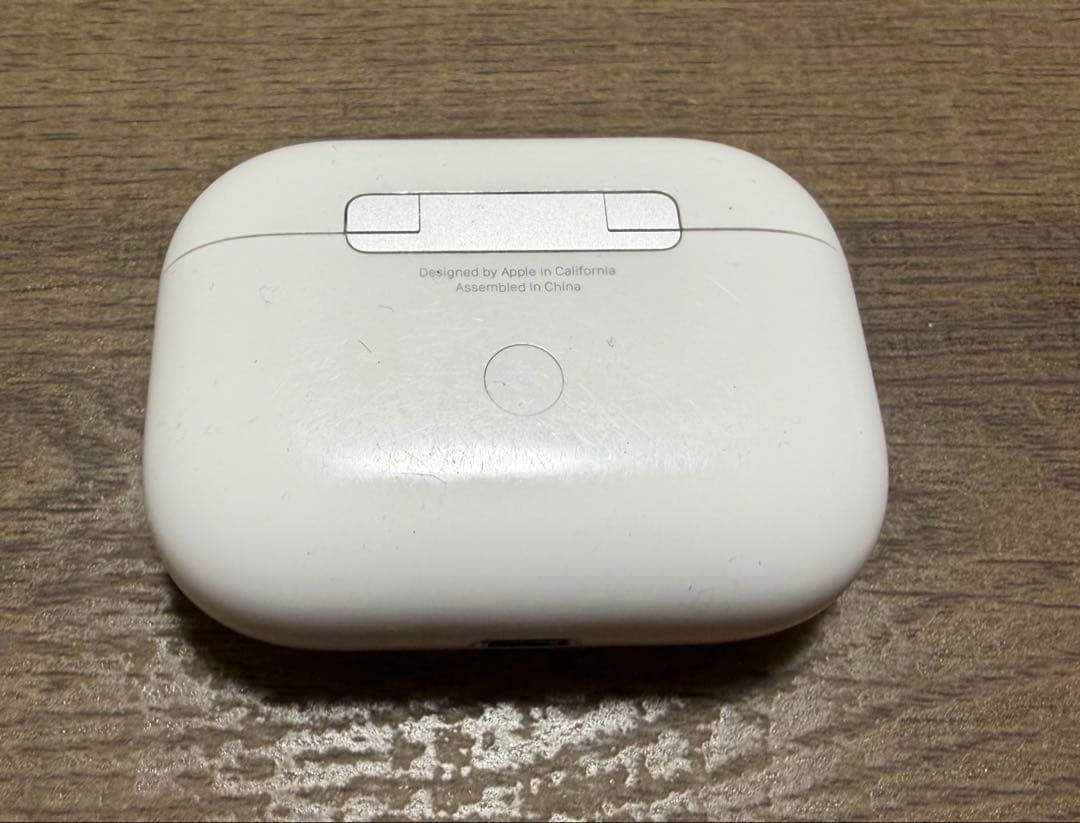 Apple Air Pods Pro 第２世代 【左イヤホンのみ不調あり】