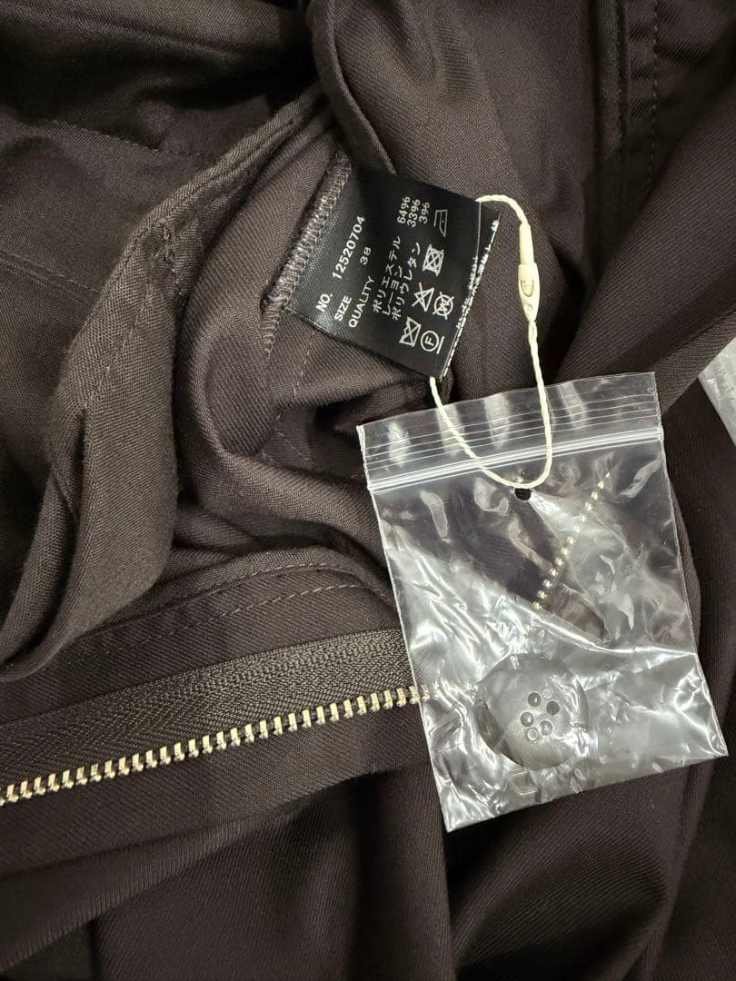 完売todayful Lightweight Tuck Trousersブラウン