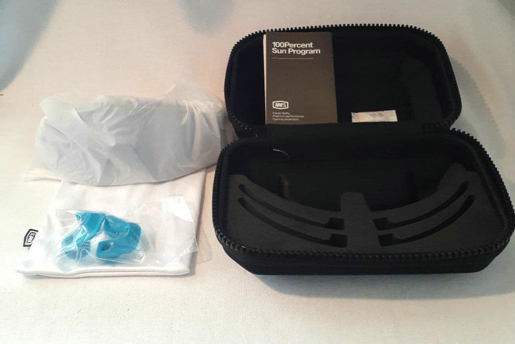 100% Aerocraft ホワイト ブルー ワンハンドレッド サングラス