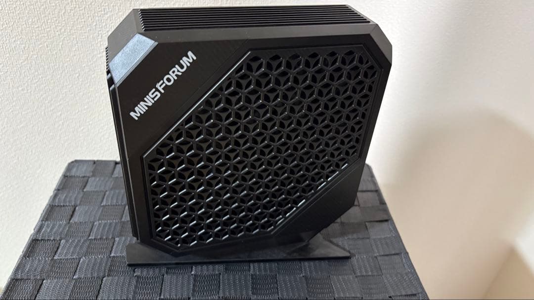 ミニPC Minisforum HX100G