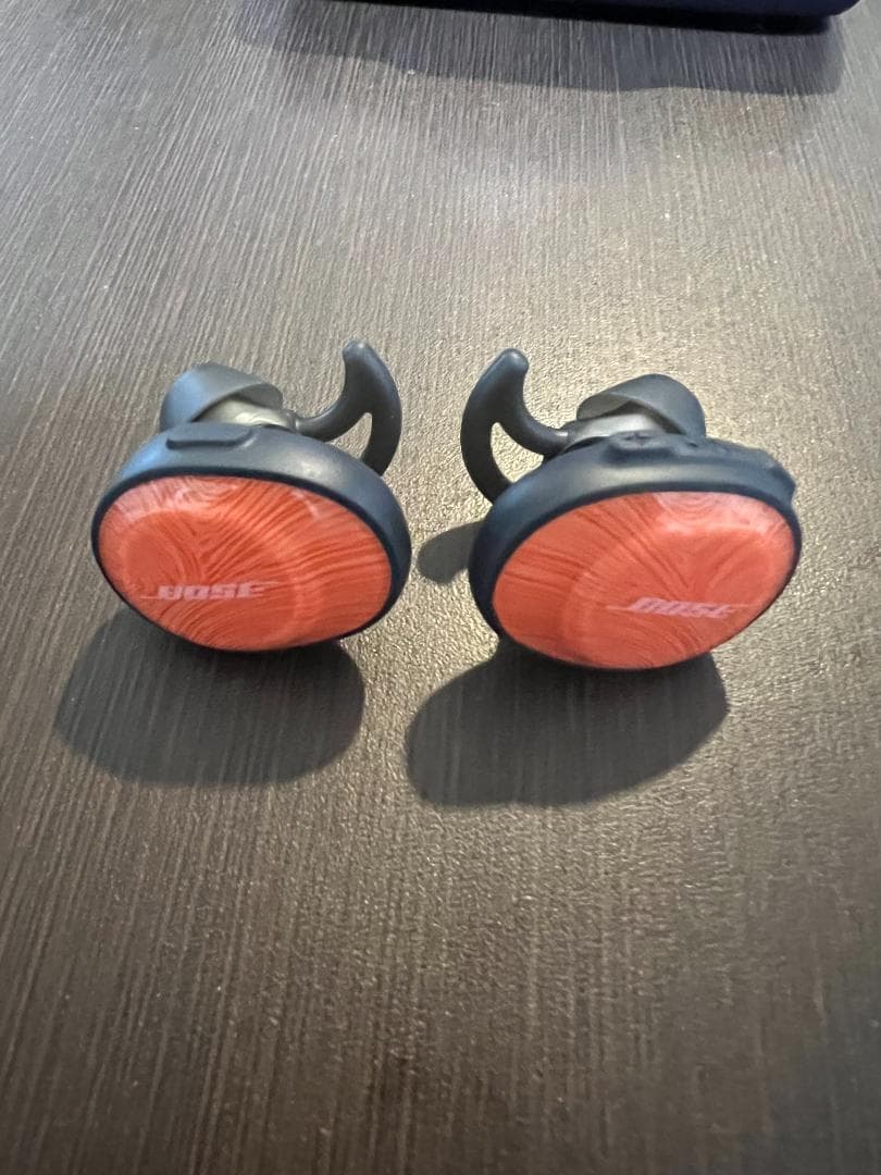 BOSEワイヤレスイヤホンBluetooth Bose SoundSport