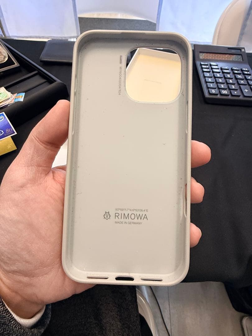⚠*ん様 RIMOWA アルミストライプデザイン iPhone16ProMaxケ