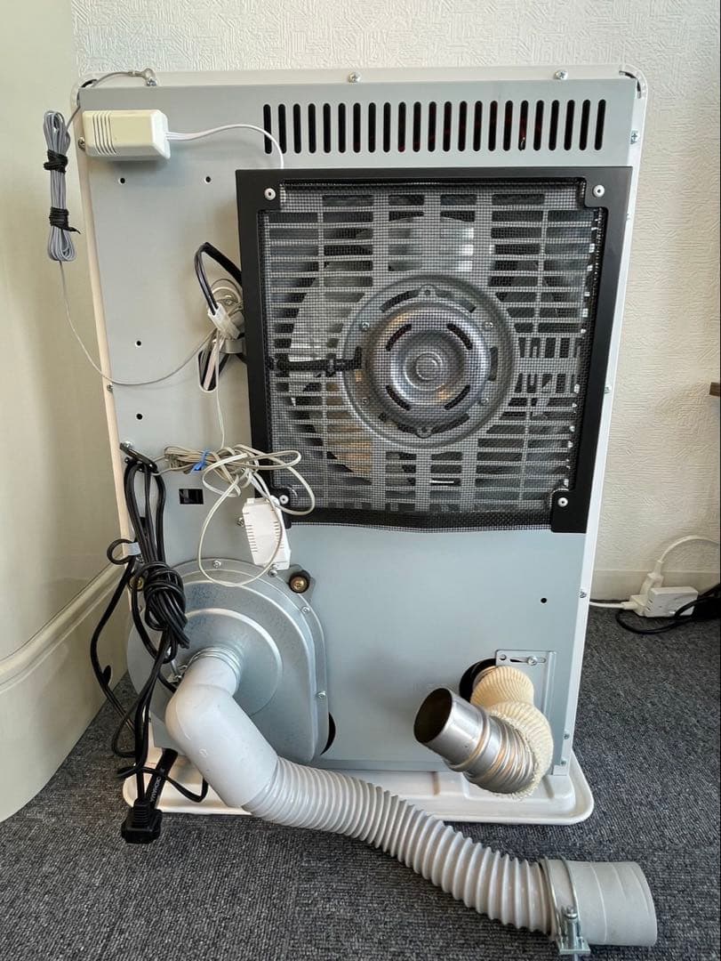 【未使用に近い】　石油 FF ファンヒーター ストーブ　2020年11月