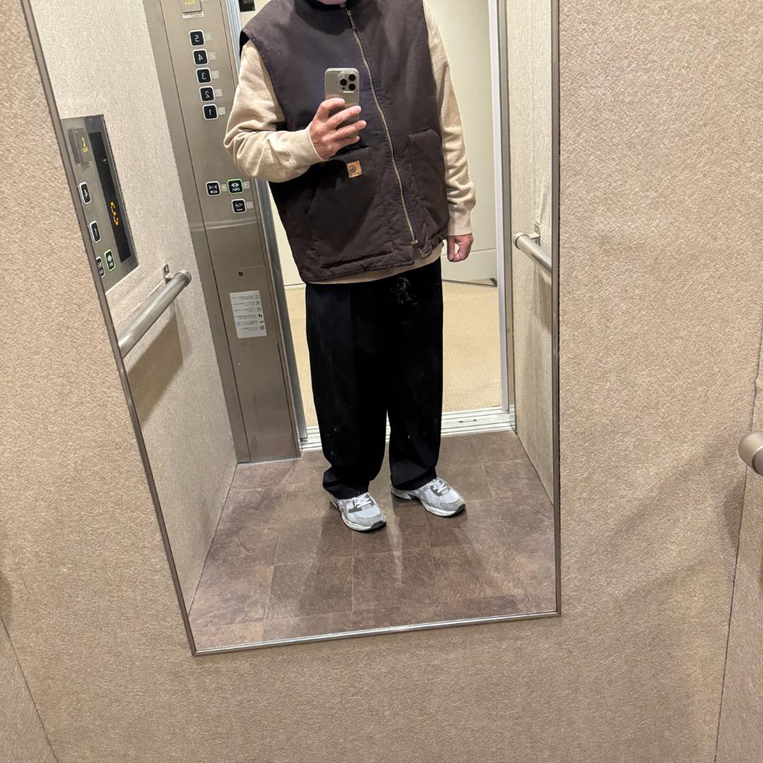 カーハート ダックベスト V02 DKB ブラウン 2XL メキシコ製